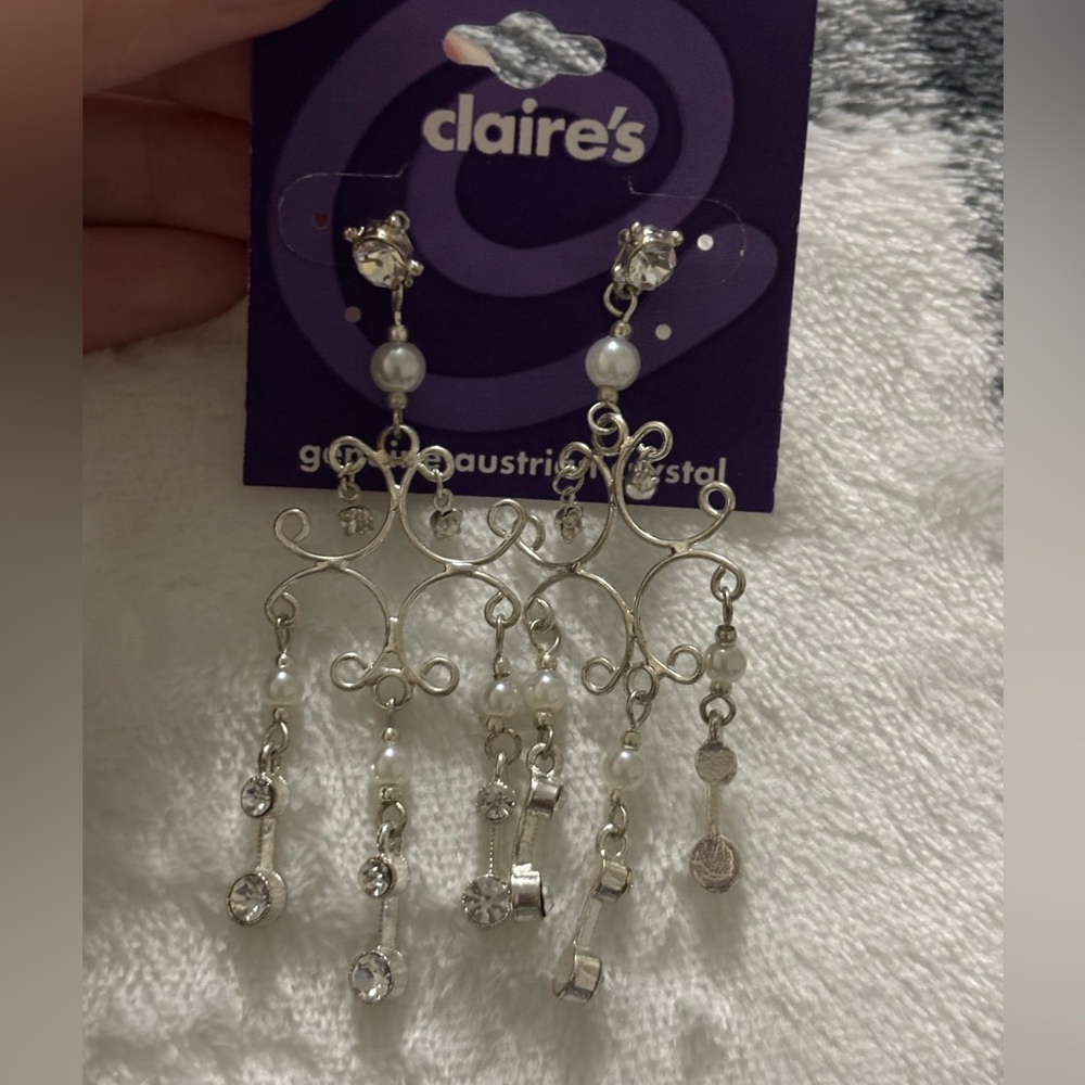 ❤️‍🔥5/$25❤️‍🔥 Vintage Claire’s Genuine Austrian Crystal Dangle Earrings